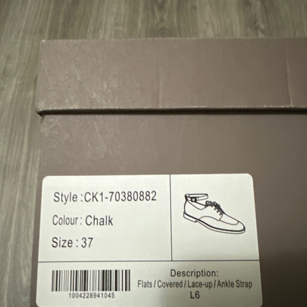 Ankle Strap Derby Shoes - Chalk - Picture 5 of 5
